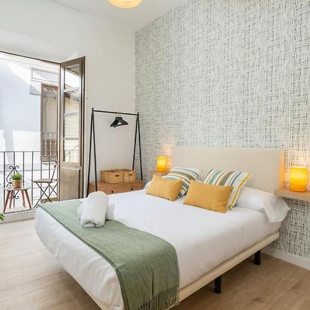 Apartamentos Luna Suites Palacio Dorita กรานาดา ภายนอก รูปภาพ