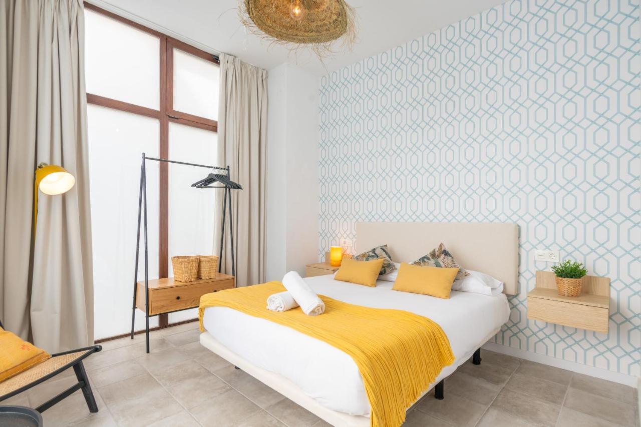 Apartamentos Luna Suites Palacio Dorita กรานาดา ภายนอก รูปภาพ