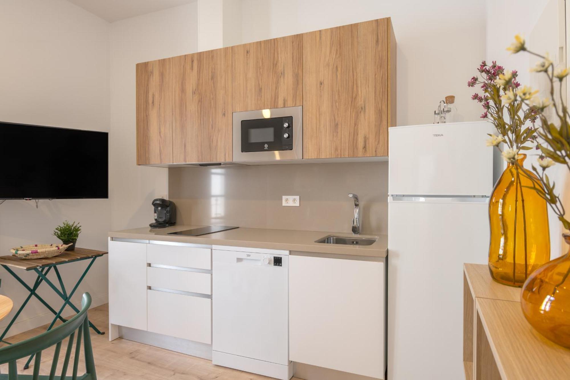 Apartamentos Luna Suites Palacio Dorita กรานาดา ภายนอก รูปภาพ