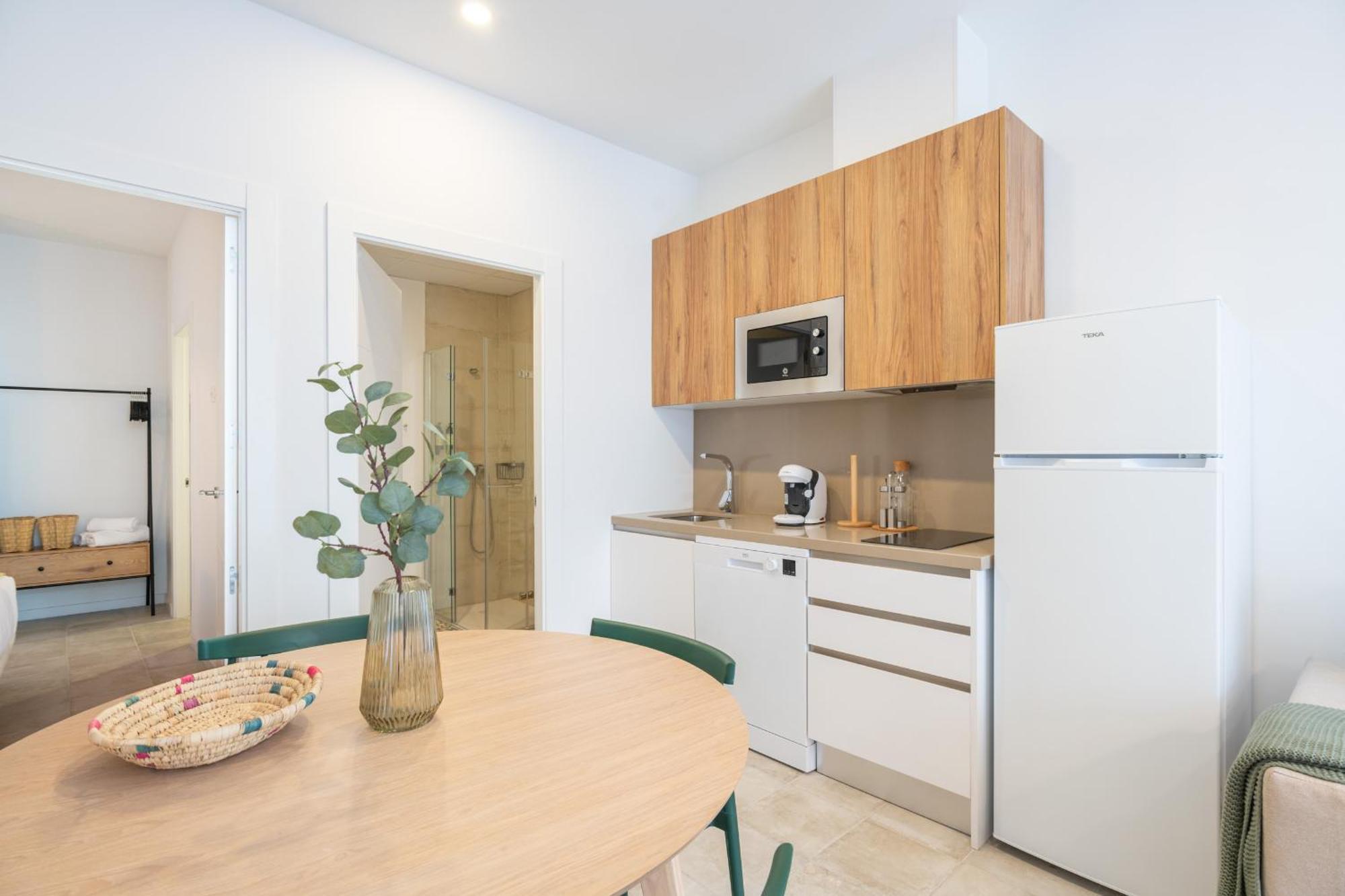Apartamentos Luna Suites Palacio Dorita กรานาดา ภายนอก รูปภาพ